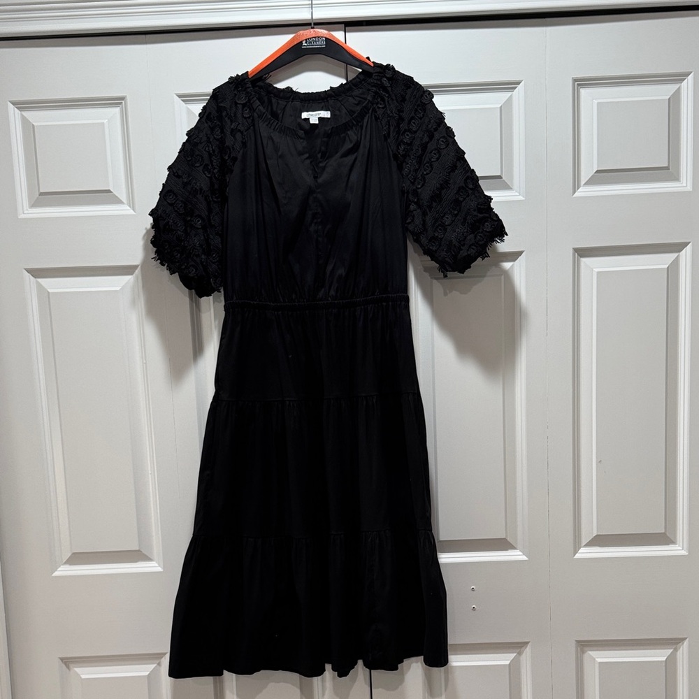 Chico's Elegant Black Midi Dress with Textured Sleeves